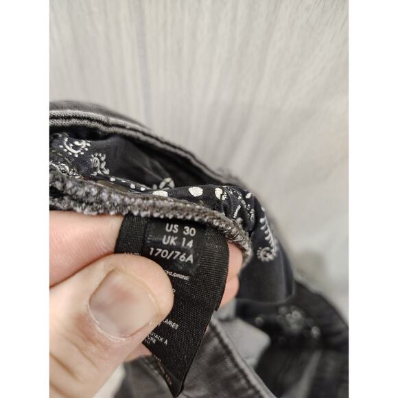 We The Free High Rise 5 Button Fly Black Flare Size 30 Grunge Alternative Goth - Picture 6 of 9